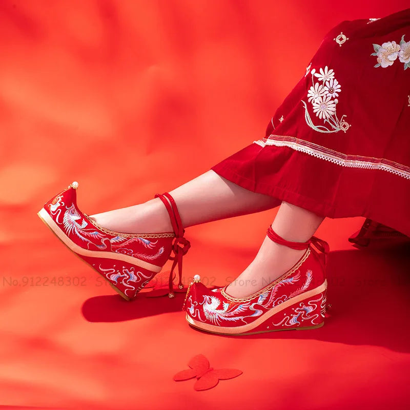 Women Chinese Style Phoenix Embroidered Red Cloth Shoes Old Beijing Pearl Ancient Wedding Shoes Elegant High Heel Lace-up Boots