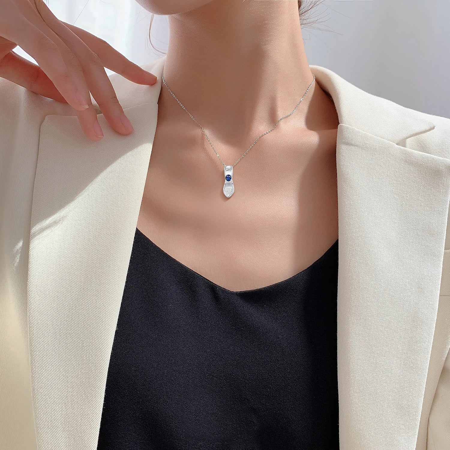 SILE Charm 925 Sterling Silver High Heel Shoe Pendant Necklaces For Women Natural Sapphire CZ Jewelry Clavicle Chain Party Jewel
