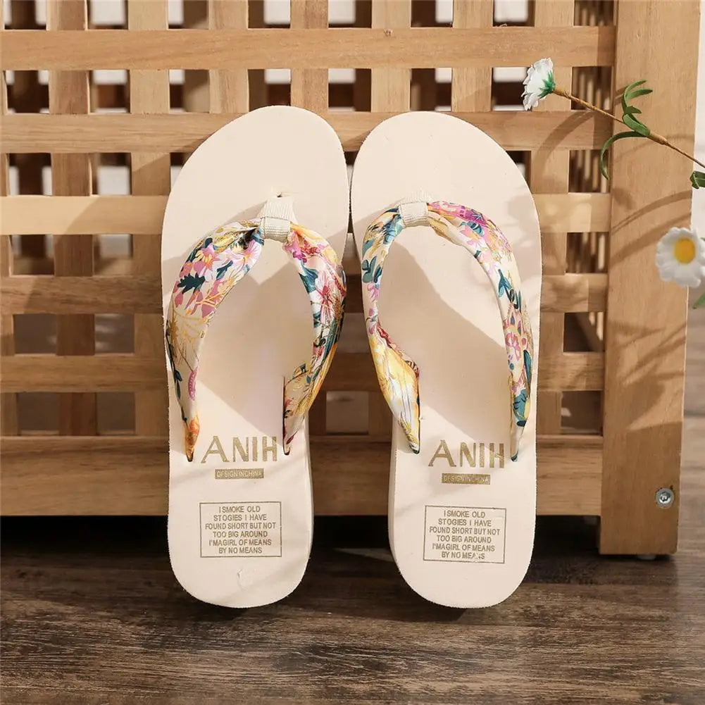 Sandals 2024 summer new shiny diamond flowers thick bottom slope heel round toe clip comfortable Flip-flops women