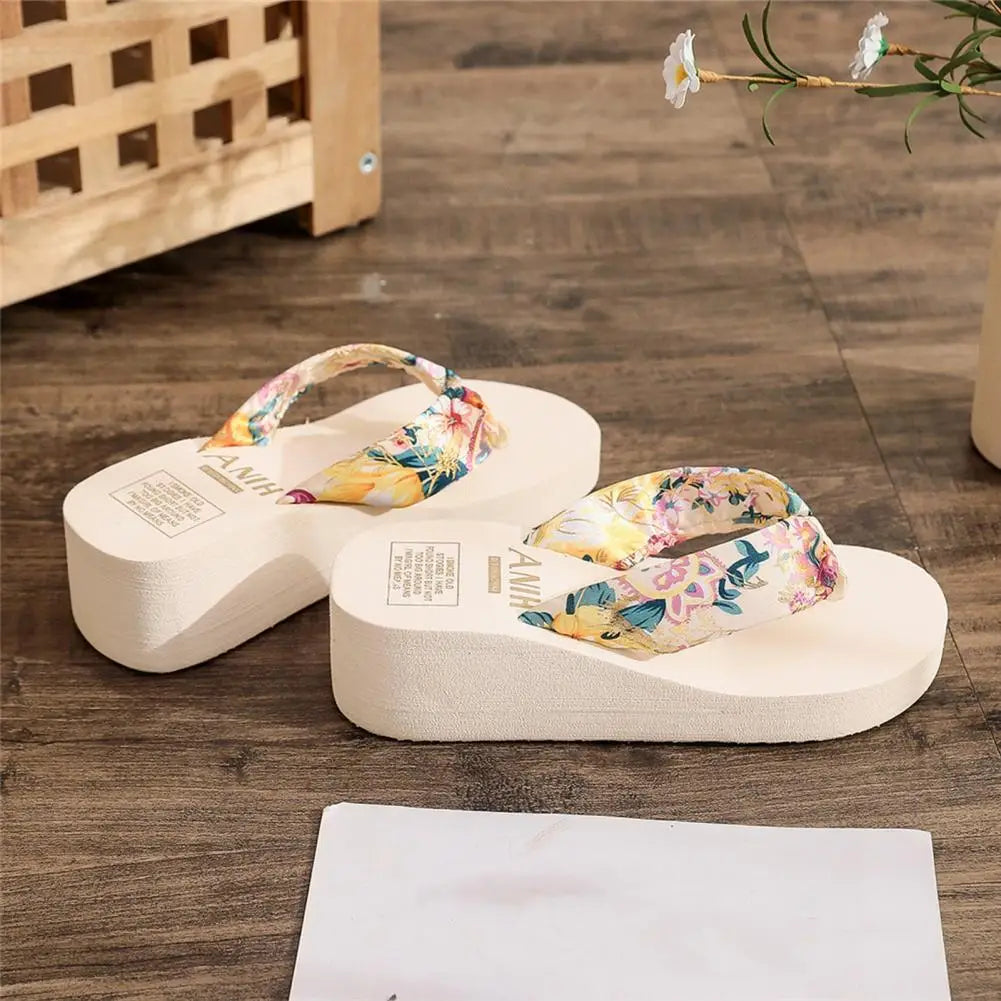Sandals 2024 summer new shiny diamond flowers thick bottom slope heel round toe clip comfortable Flip-flops women