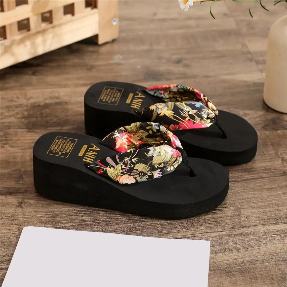 Sandals 2024 summer new shiny diamond flowers thick bottom slope heel round toe clip comfortable Flip-flops women