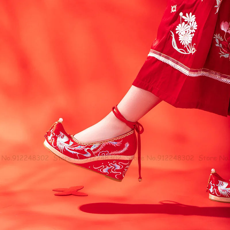 Women Chinese Style Phoenix Embroidered Red Cloth Shoes Old Beijing Pearl Ancient Wedding Shoes Elegant High Heel Lace-up Boots