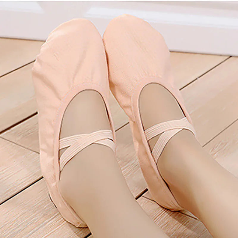 Girls Ballet Shoes Canvas Dance Shoes for Women Split Sole Ballet Shoes Adult Dance Splippers Balllerina Shoes for Gymnastic