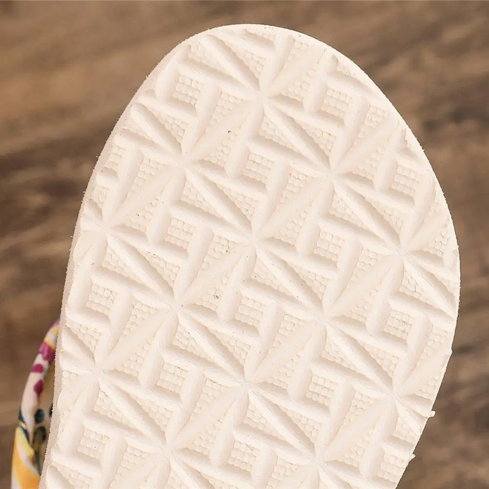 Sandals 2024 summer new shiny diamond flowers thick bottom slope heel round toe clip comfortable Flip-flops women